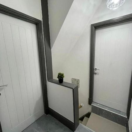 Entire 5 Star Luxury Whalley House Wifi Tv Luxury Burnley Extérieur photo