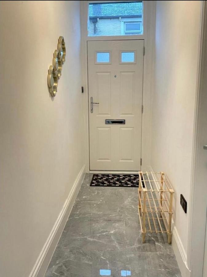 Entire 5 Star Luxury Whalley House Wifi Tv Luxury Burnley Extérieur photo