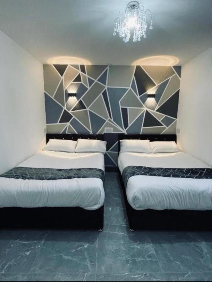 Entire 5 Star Luxury Whalley House Wifi Tv Luxury Burnley Extérieur photo