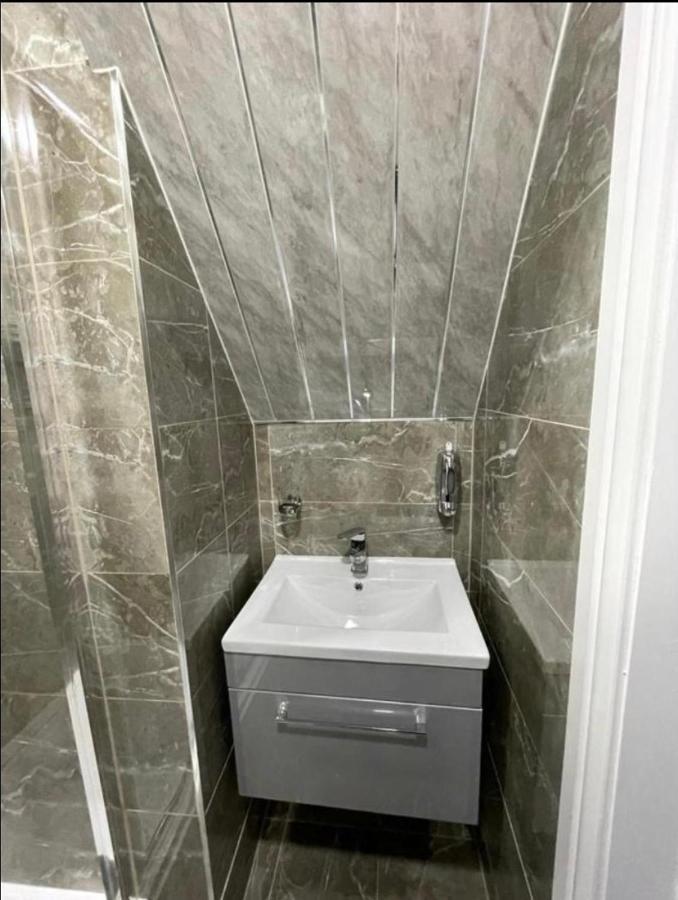 Entire 5 Star Luxury Whalley House Wifi Tv Luxury Burnley Extérieur photo