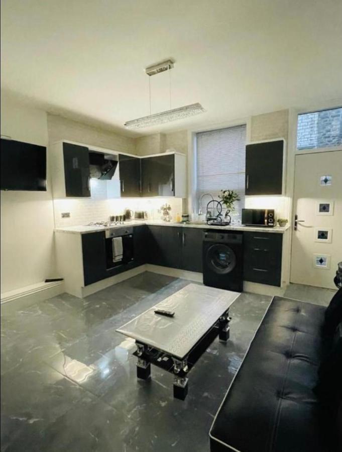 Entire 5 Star Luxury Whalley House Wifi Tv Luxury Burnley Extérieur photo